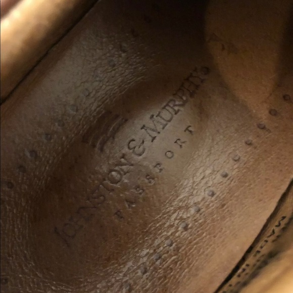 Johnston & Murphy 9 1/2 Lace up Brown Dress Shoes - Picture 2 of 8